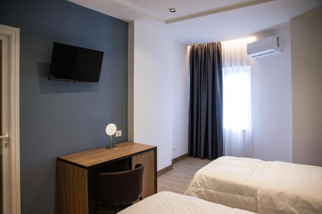 Hotel Blini Shkodër Extérieur photo
