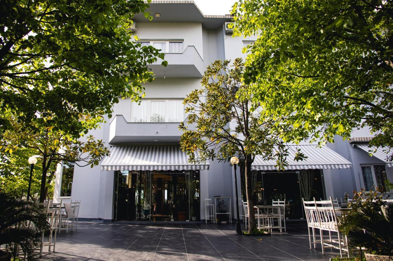 Hotel Blini Shkodër Extérieur photo