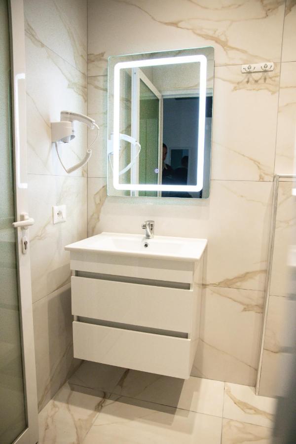 Hotel Blini Shkodër Extérieur photo