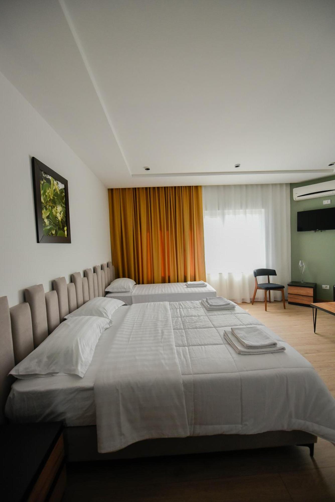 Hotel Blini Shkodër Extérieur photo