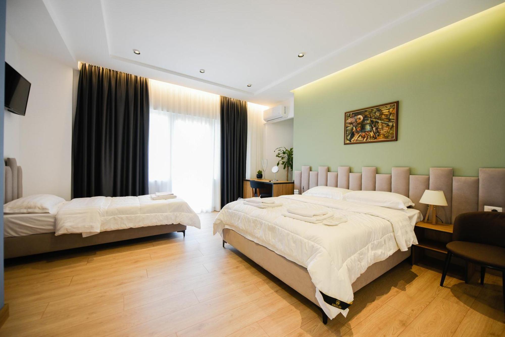 Hotel Blini Shkodër Extérieur photo